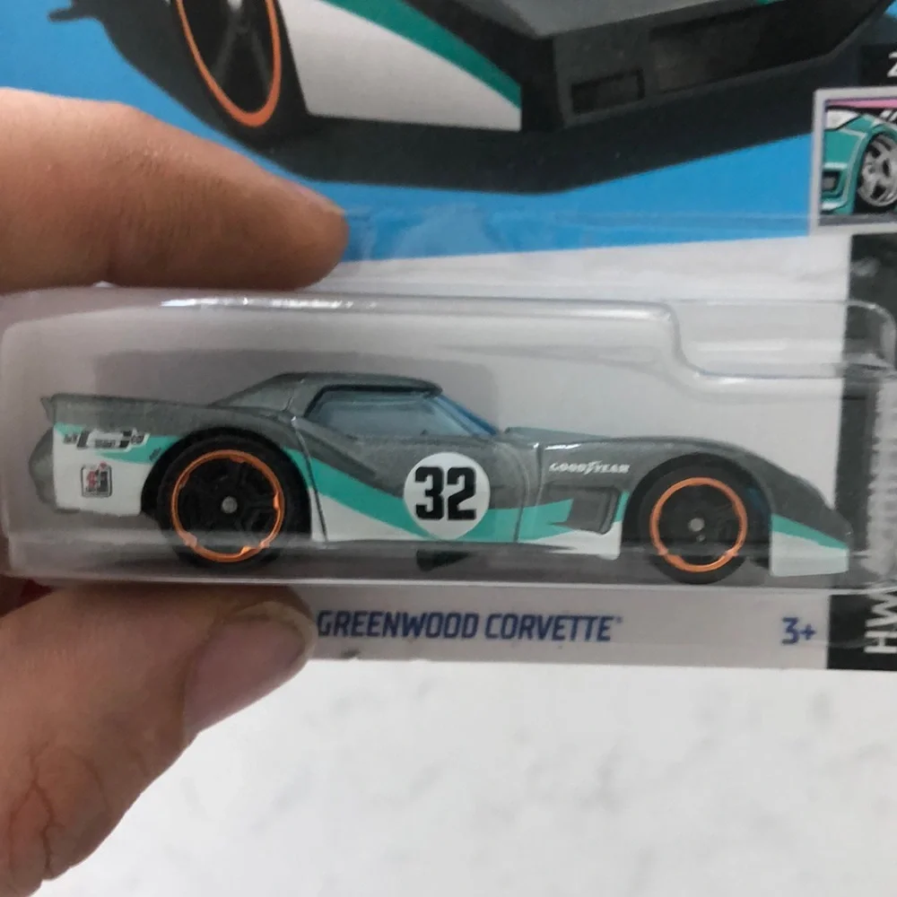 76 Greenwood Corvette Gray and Green